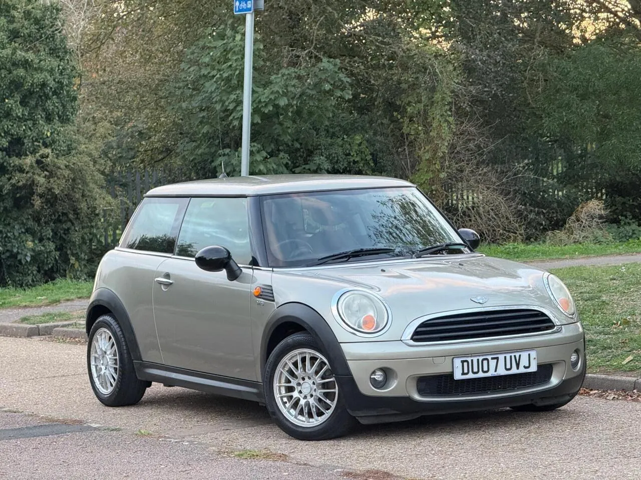 Mini Hatch