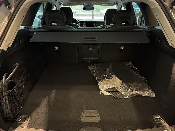 Volvo Xc60 2025 photo 5