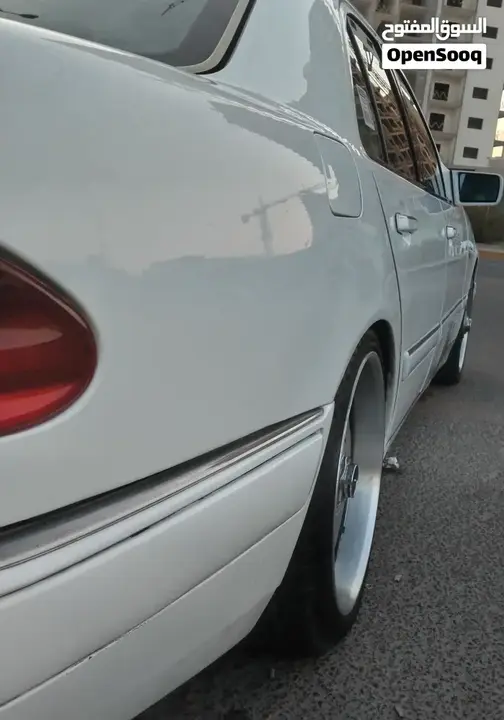 Mercedes-Benz E-Class 1996 photo 5