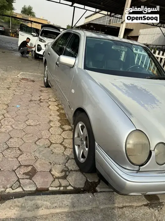 Mercedes-Benz E-Class 1996 photo 3
