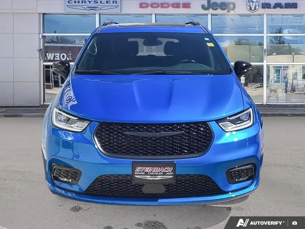 Chrysler Pacifica 2026 photo 5