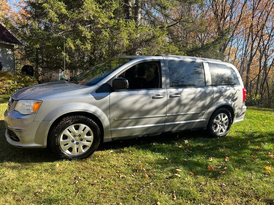 Dodge Grand Caravan 2015 photo 4