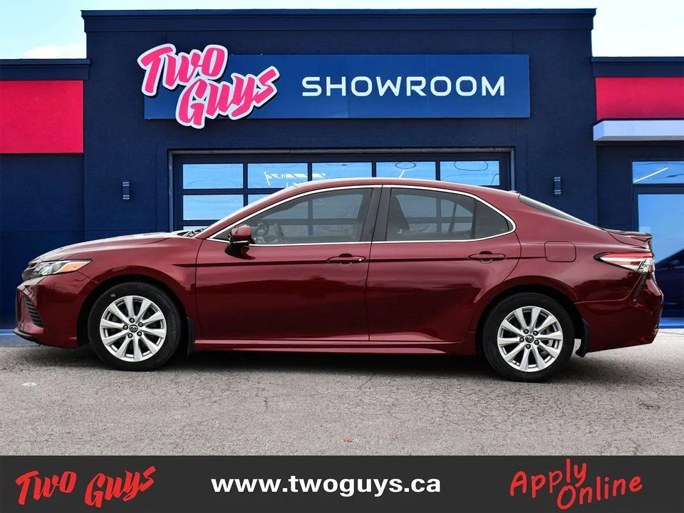 Toyota Camry 2018 photo 5