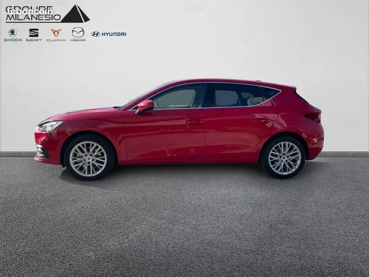 Seat Leon 2023 photo 2