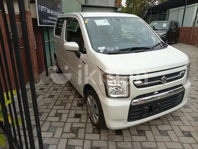 Suzuki Wagon R Fx 2024 photo 2