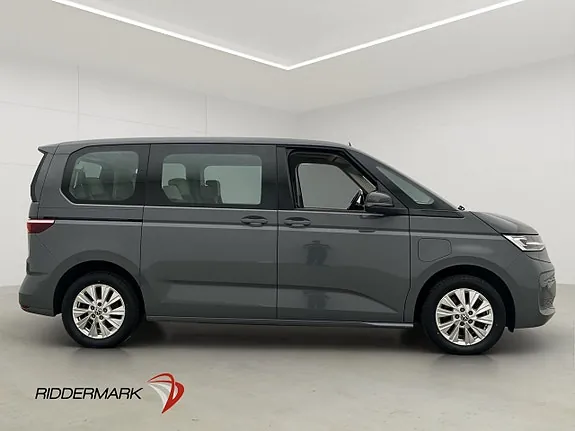 Volkswagen Multivan 2023 photo 2