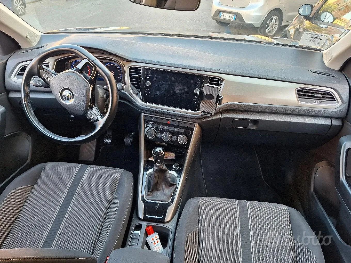 Volkswagen T-Roc 2021 photo 3