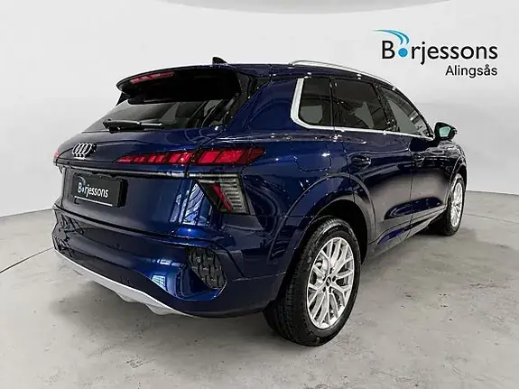 Audi Q3 2027 photo 3