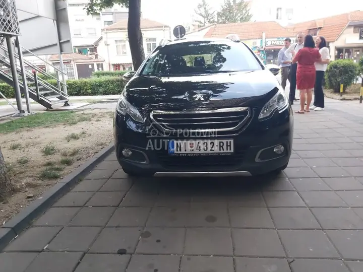 Peugeot 2008 2016 photo 2
