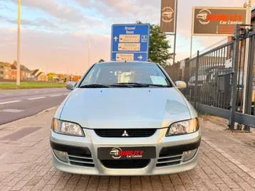Mitsubishi Space Star 2004 photo 2
