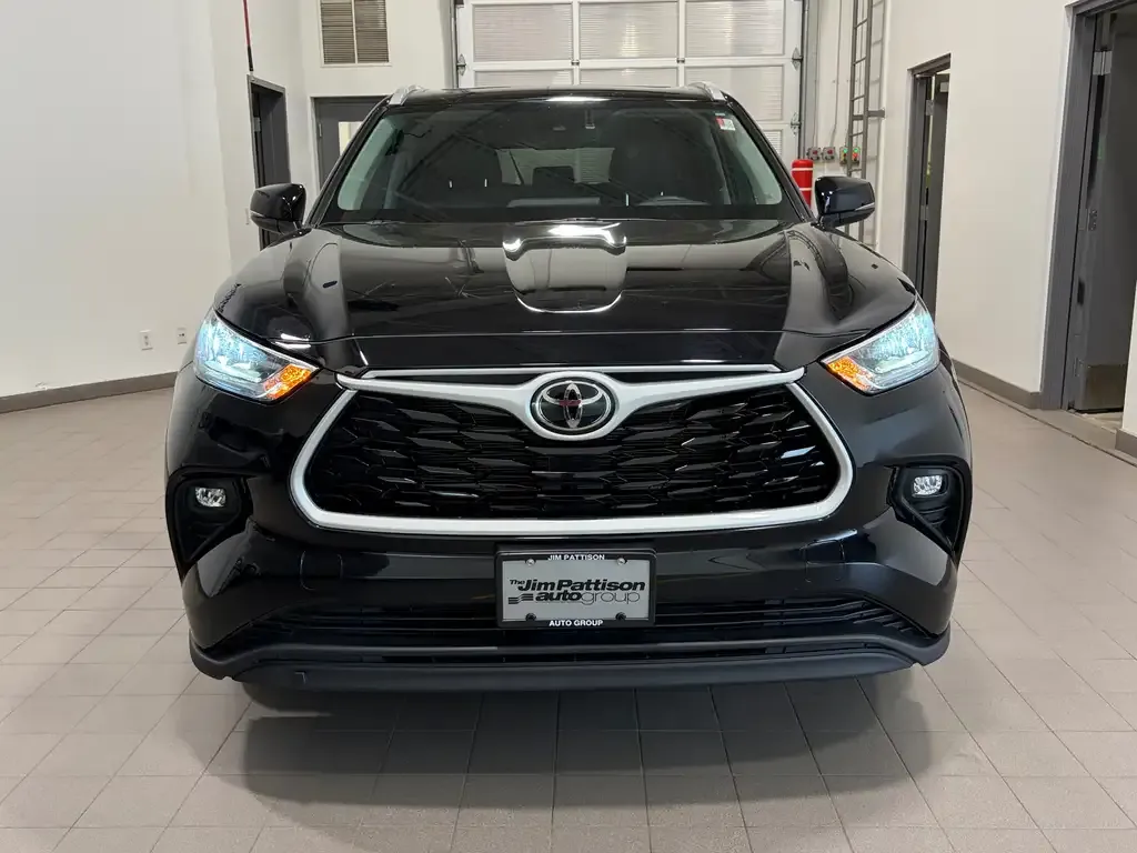 Toyota Highlander 2026 photo 2