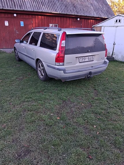 Volvo V70 2003 photo 2