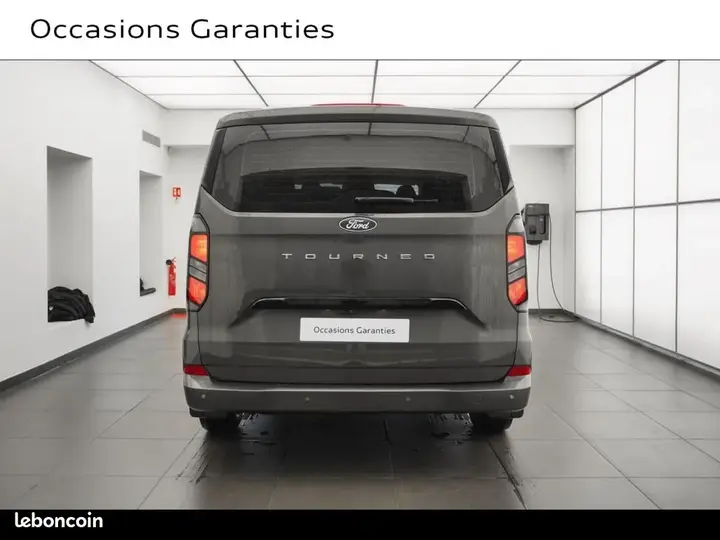 Ford Tourneo Custom 2024 photo 5