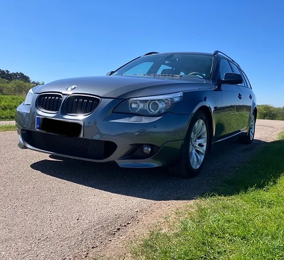 BMW 520D 2010 photo 2