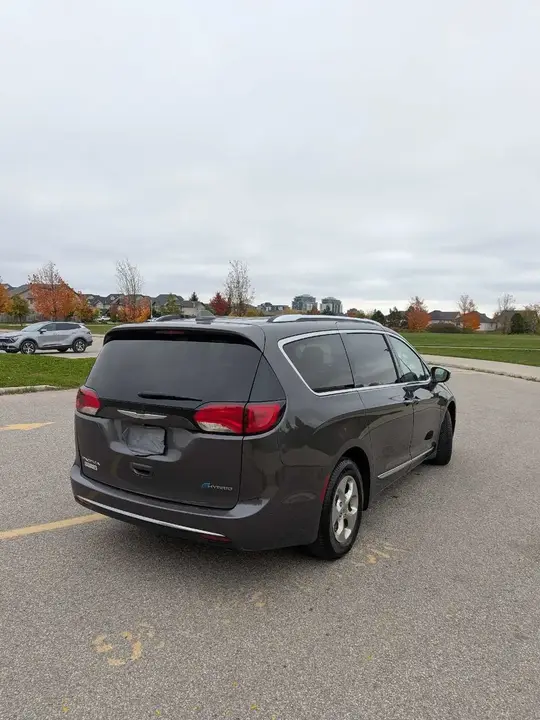 Chrysler Pacifica 2018 photo 4