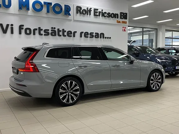 Volvo V60 2024 photo 3