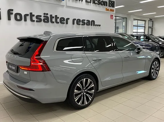 Volvo V60 2024 photo 4
