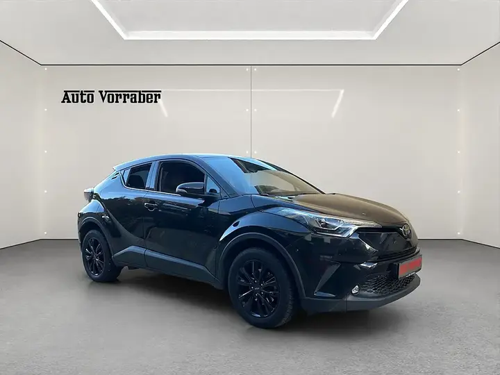 Toyota C-Hr 2018 photo 2