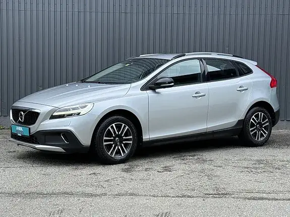 Volvo V40 Cross Country 2017 photo 3