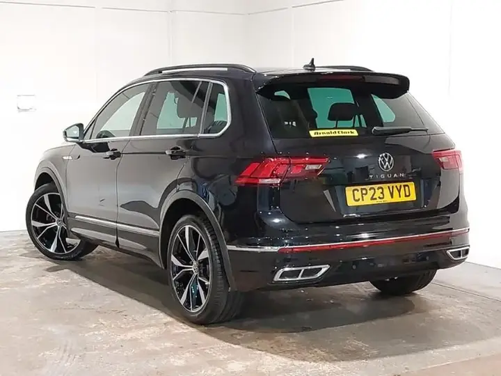 Volkswagen Tiguan 2023 photo 2