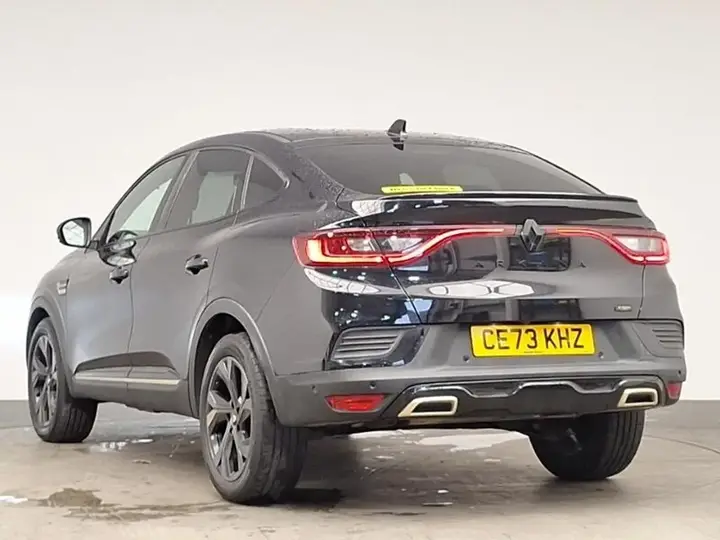 Renault Arkana 2023 photo 2