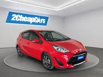 Toyota Aqua 2017 photo 4