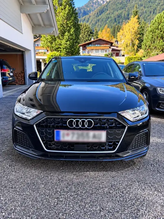 Audi A1 2020 photo 2