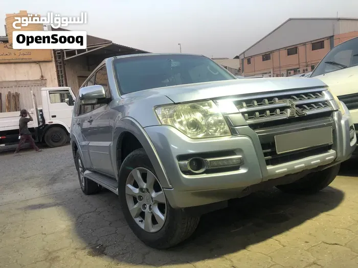 Mitsubishi Pajero 2017 photo 3