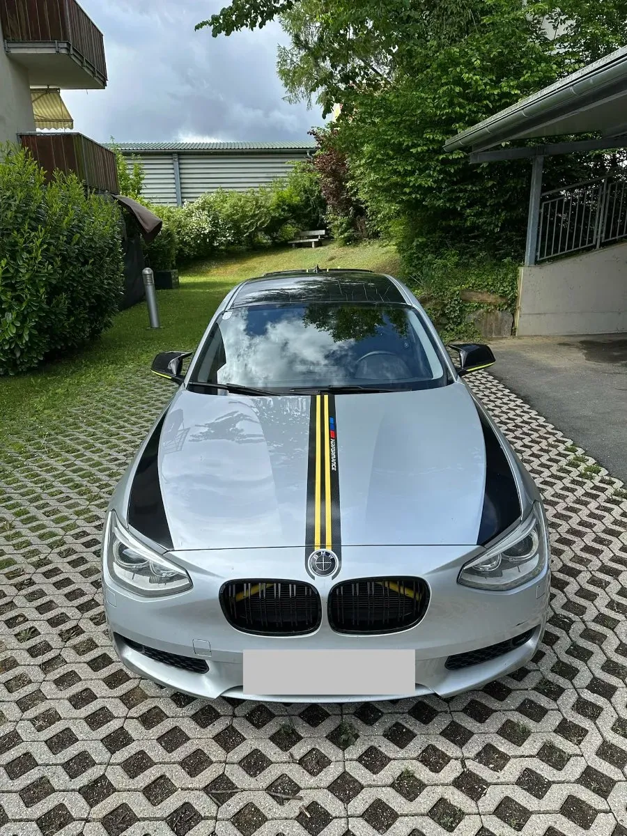 BMW 1 Series 2011 photo 2