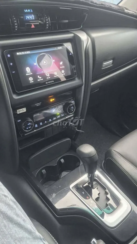 Toyota Fortuner 2024 photo 3