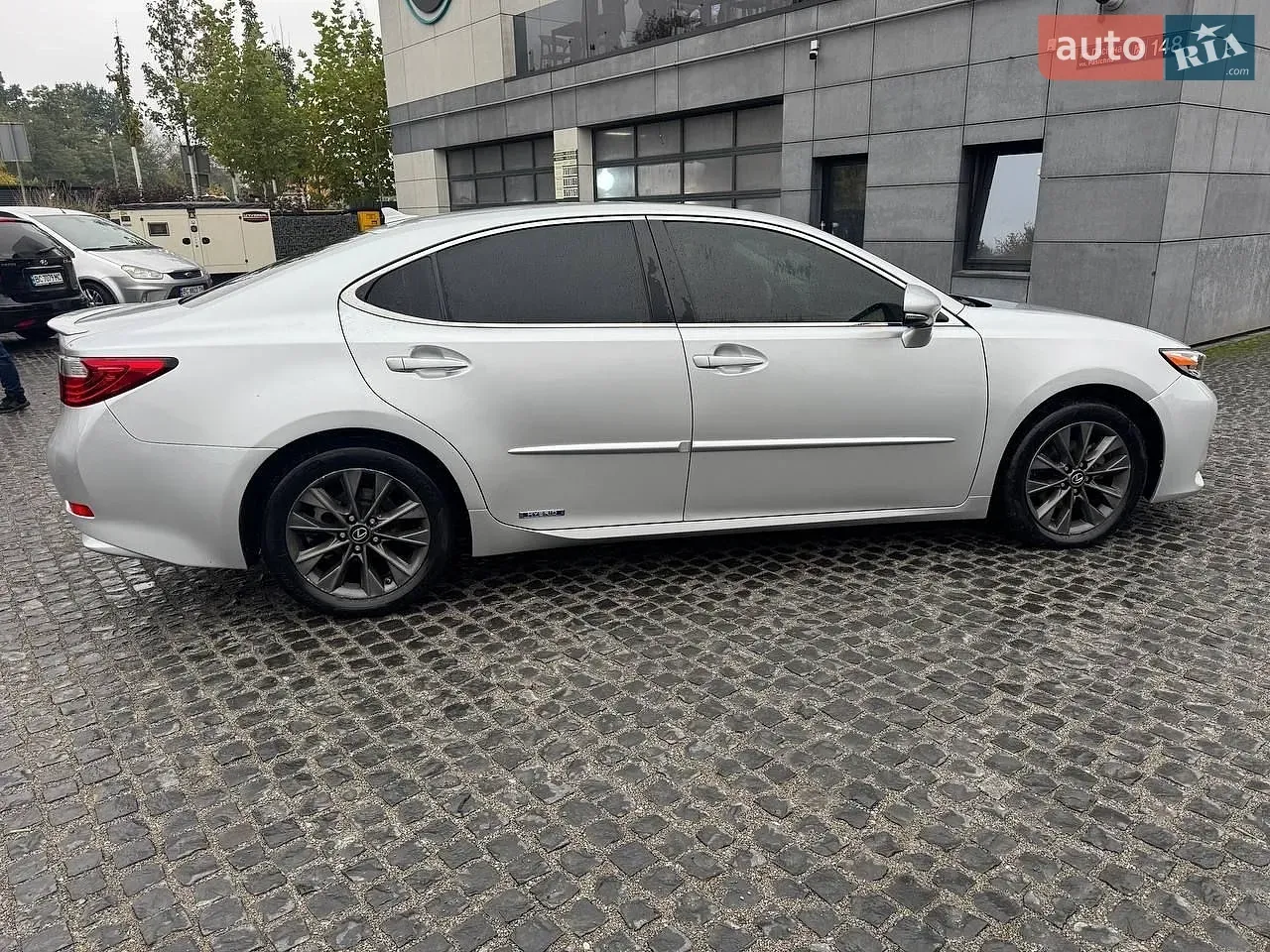 Lexus Es 2013 photo 4