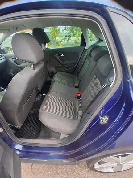 Volkswagen Polo 2010 photo 5