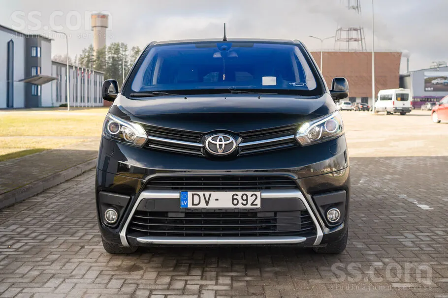 Toyota Proace 2019 photo 2