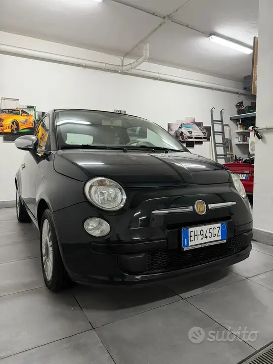Fiat 500 Cabrio 2011 photo 2