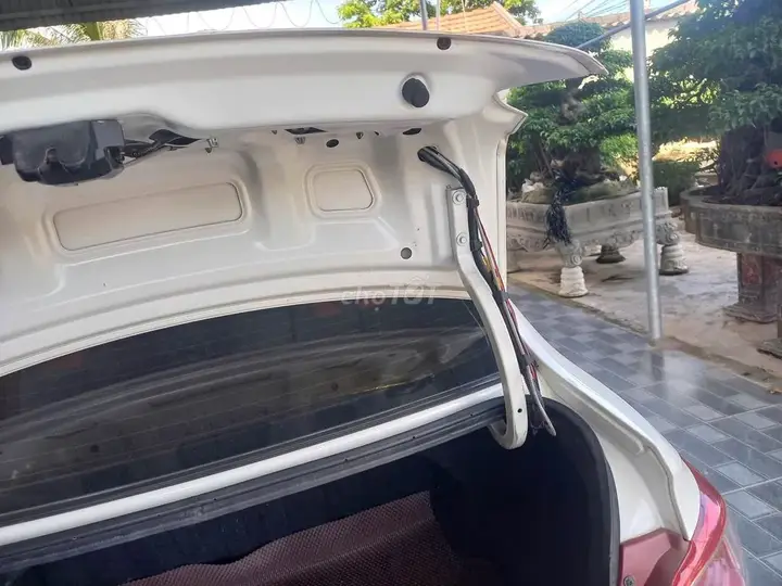 Hyundai Grand I10 2015 photo 2
