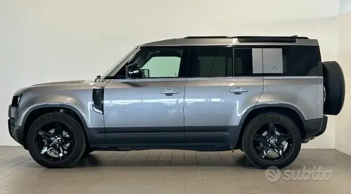 Land Rover Defender 2022 photo 4