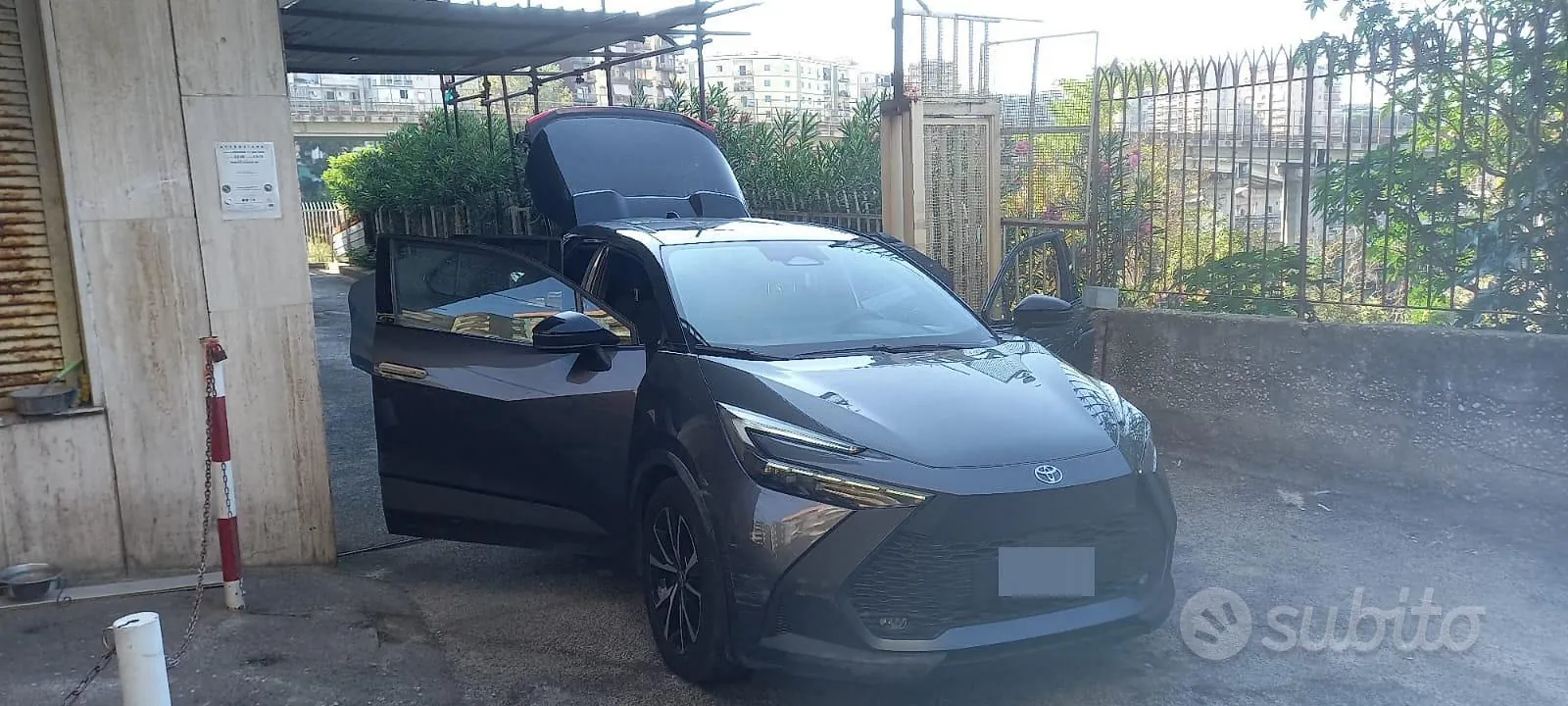 Toyota C-Hr 2024 photo 3
