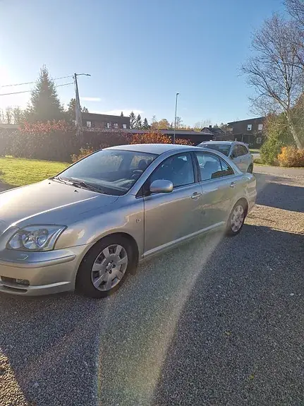 Toyota Avensis 2005 photo 3