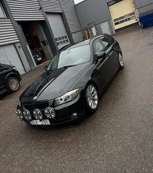 BMW 318D