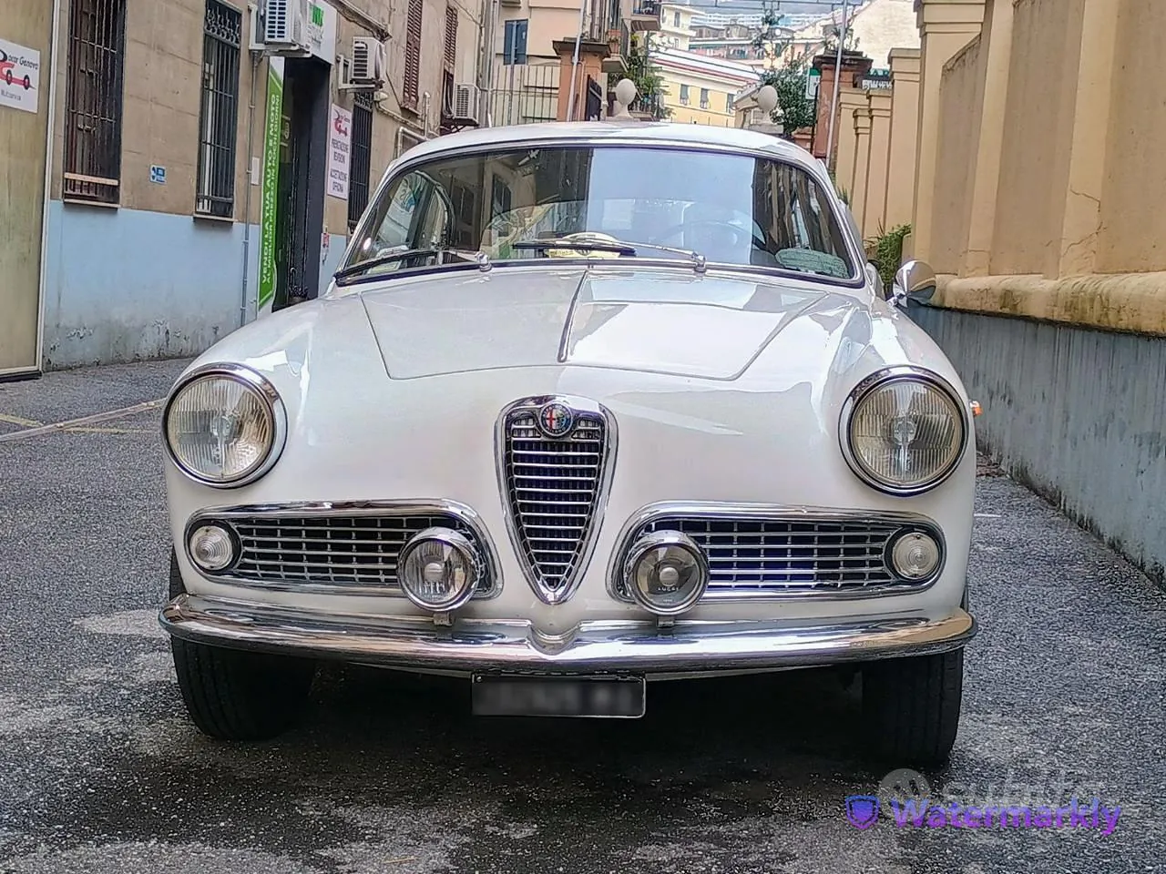 Alfa Romeo Giulia 1960 photo 4