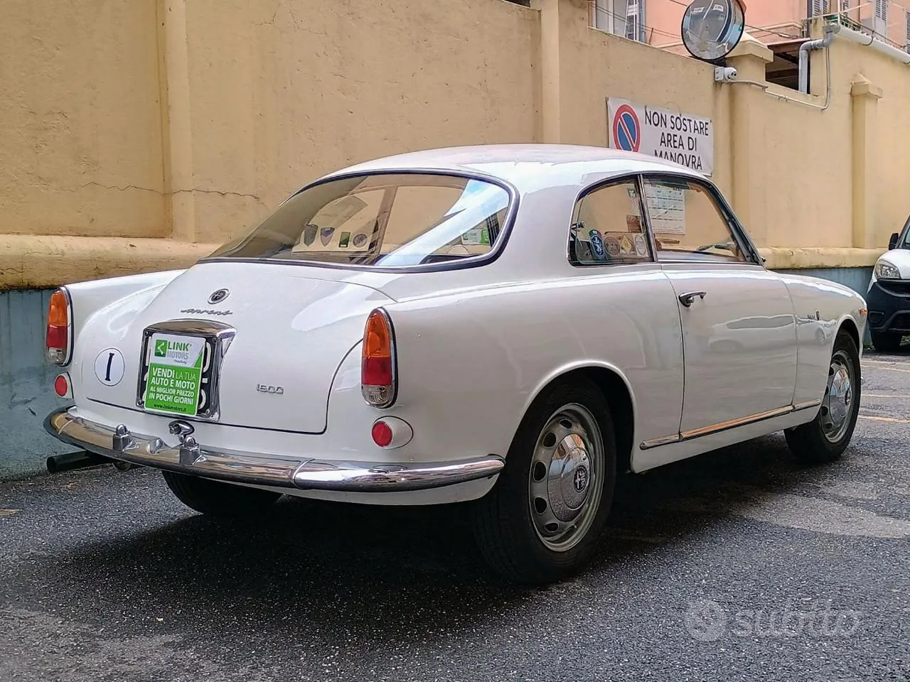 Alfa Romeo Giulia 1960 photo 3