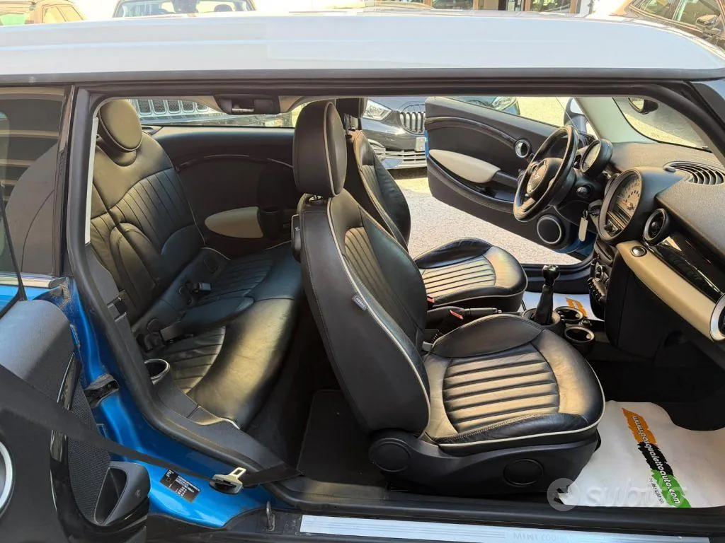 Mini Mini Clubman 2011 photo 3