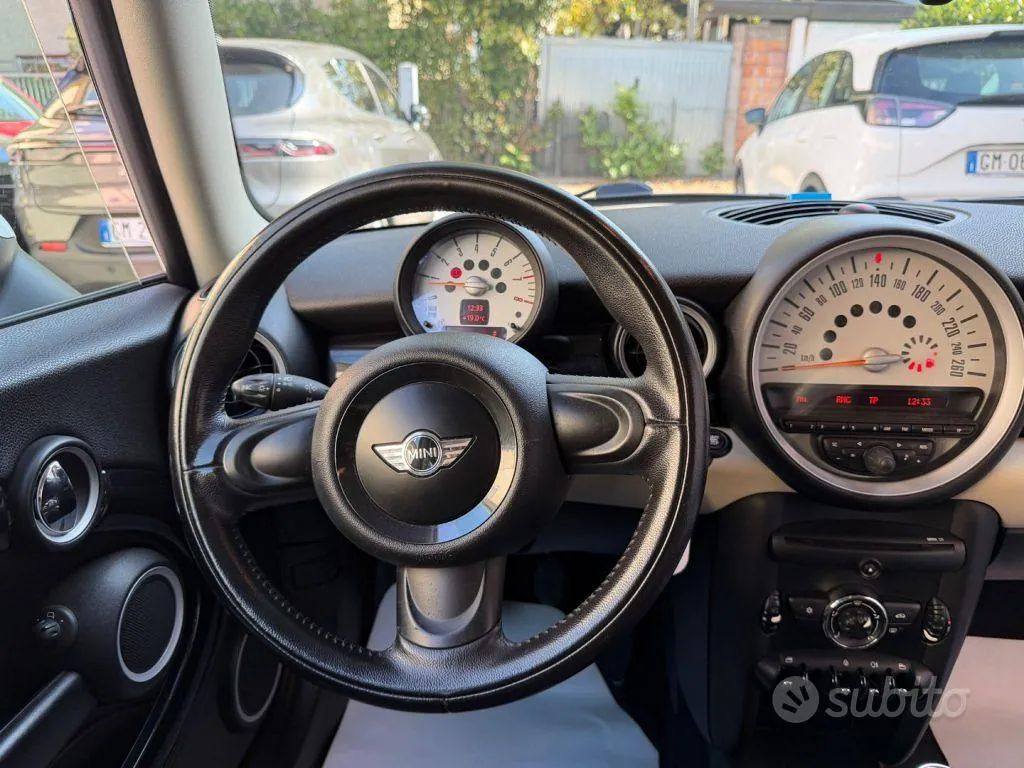 Mini Mini Clubman 2011 photo 5
