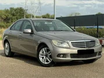 Mercedes-Benz C180