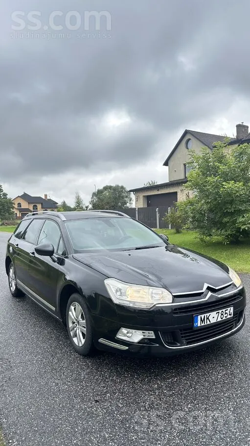 Citroen C5 2010 photo 2
