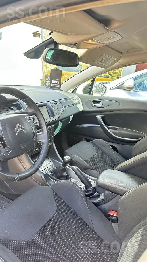 Citroen C5 2010 photo 5