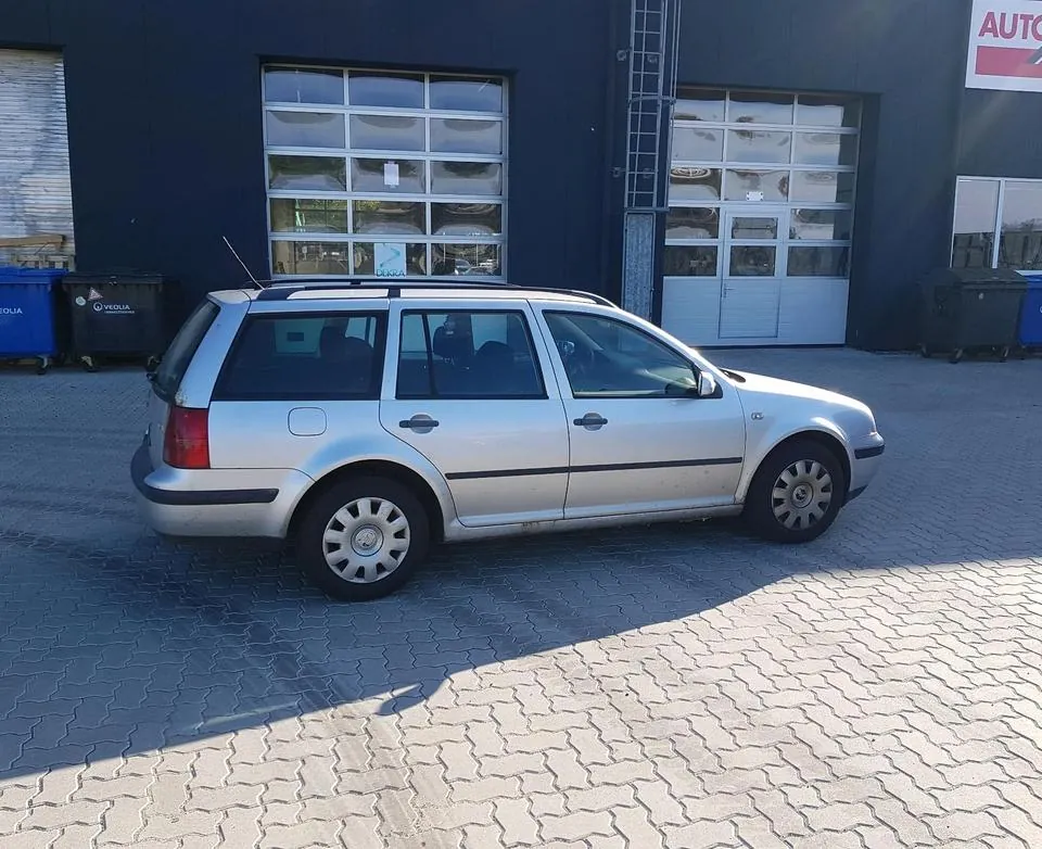 Volkswagen Golf 4