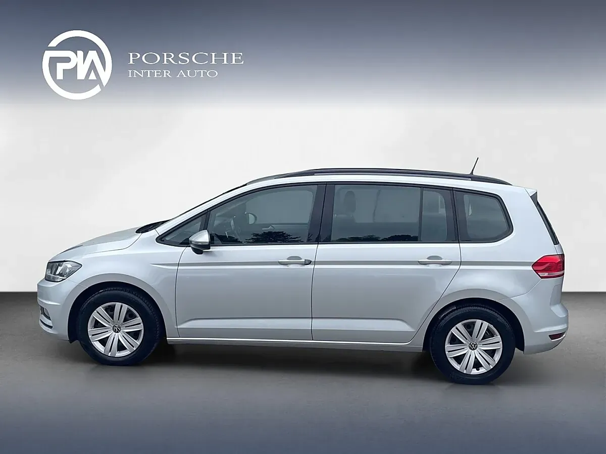 Volkswagen Touran 2023 photo 3