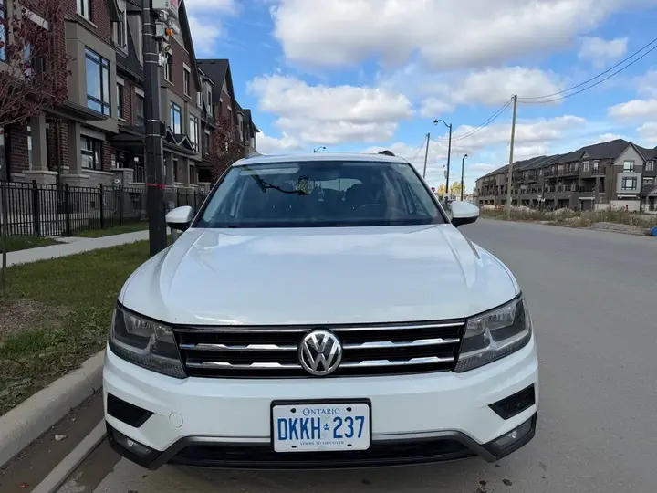 Volkswagen Tiguan 2018 photo 2