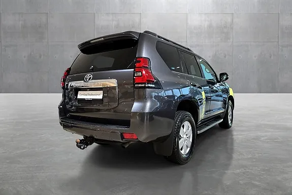 Toyota Land Cruiser 2023 photo 5